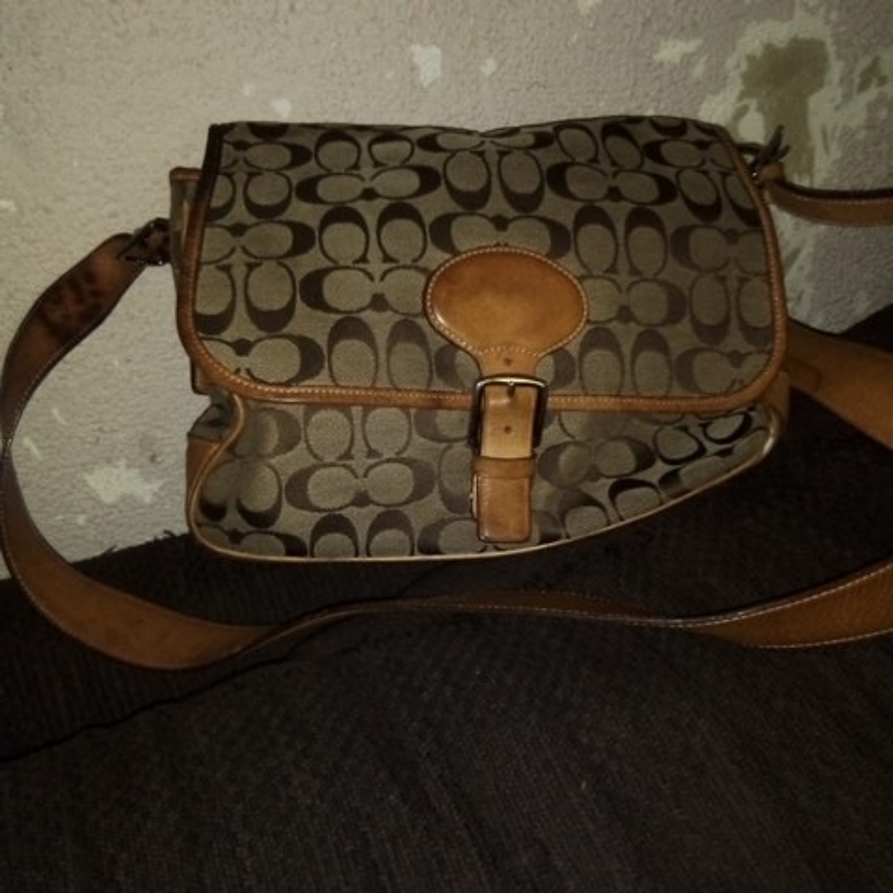 Coach crossbody khaki bag